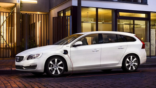 People in the UK Aren't Plugging In Their Plug-In Hybrids: Report